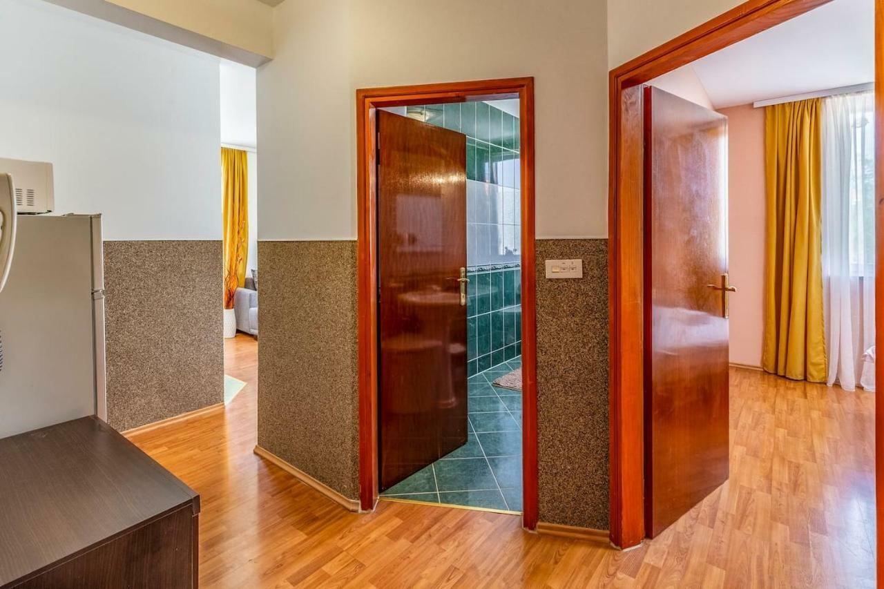 All Seasons Apartment Пула Экстерьер фото